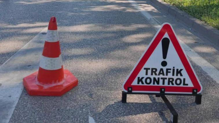 Trafik kurallarını ihlal edenlere ceza yağdı! 416 binden fazla araç - Resim: 2